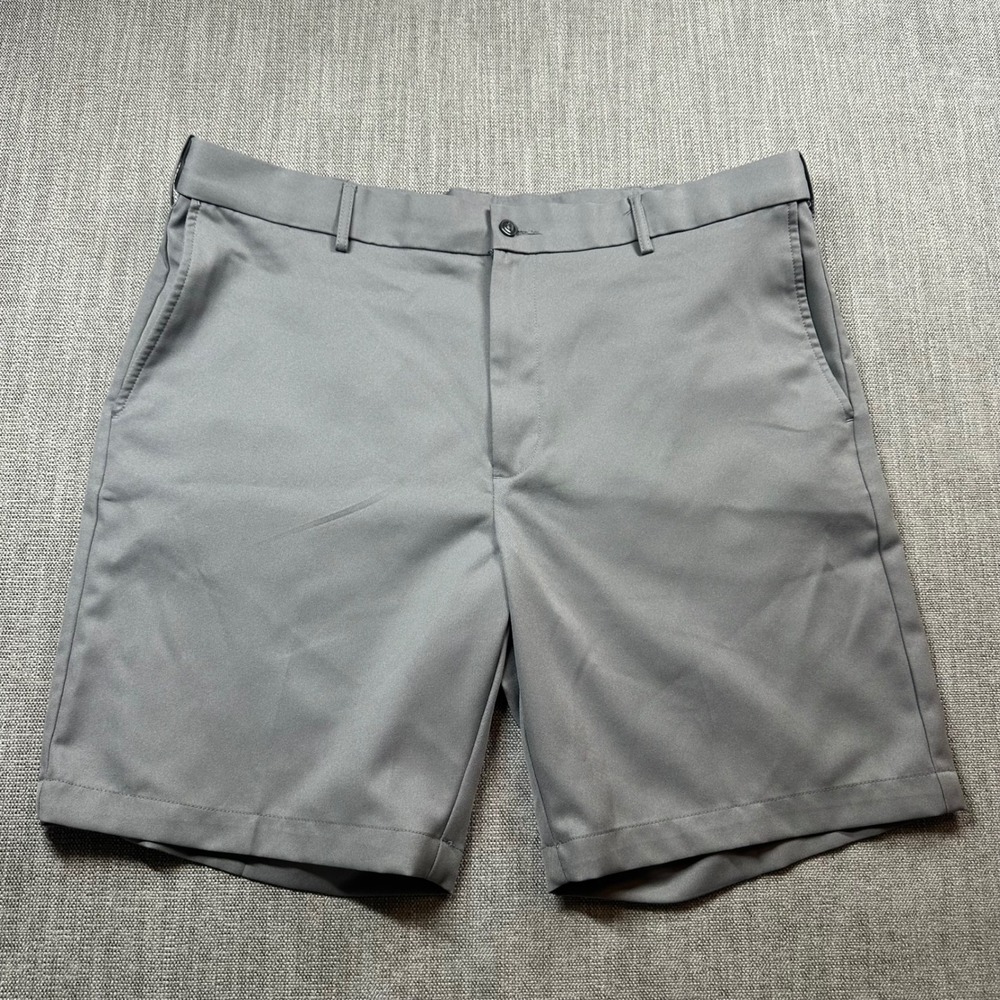 PGA Tour Golf Shorts Mens 40 Gray Performance Polyester Activewear 5037